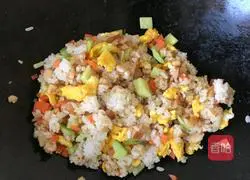 Egg Fried Rice Recipe Illustration 4