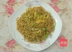 Illustration of how to make vegetarian fried noodles 7