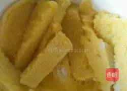 Illustration of how to make spicy egg steamed bun slices (super simple) 3