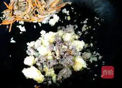 Illustration of how to make beef fried rice 7