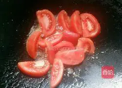 Illustration of how to make tomato and egg noodles 7