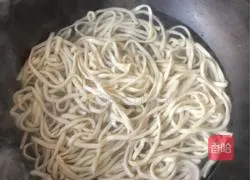 Illustration of how to make fried noodles 5