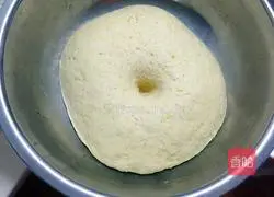 Illustration of how to make cornmeal steamed buns 6