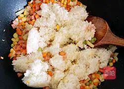 Illustration of how to make seasonal vegetable fried rice 5