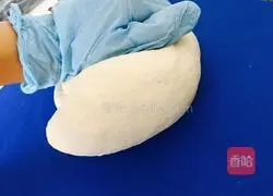 Illustration of how to make fresh milk steamed buns 3