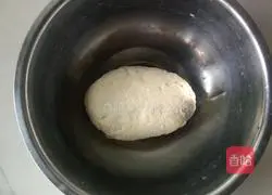 Illustration of how to make egg and leek pie 2