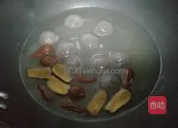 Illustration of how to make rose honey and red date glutinous rice balls 3