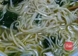 Illustration of how to make noodles 5