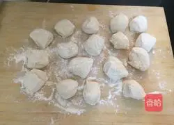 Illustration of how to make fresh meat buns 3