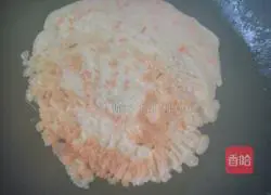 Illustration of how to make egg pancakes with shredded carrots 8