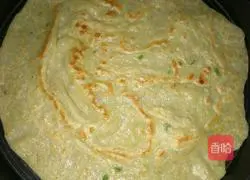 Illustration of how to make egg and green onion cake 2