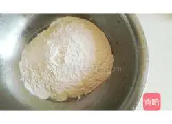 Illustration of how to make hot noodles and scallion pancakes 1