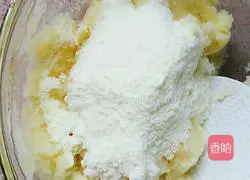 Illustration of how to make Korean potato pancakes 2