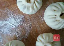 Illustration of how to make bean buns 10