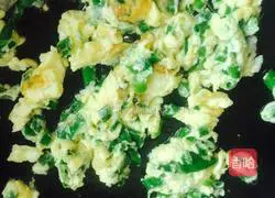 Illustration of how to make egg fried rice 4