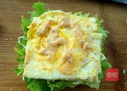 Illustration of how to make bacon cheese sandwich 5