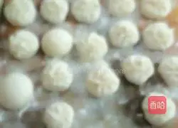 Illustration of how to make onion and mutton buns 13