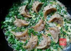 Illustration of how to make fried dumplings 12