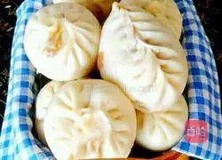 Dice cabbage Illustration of how to make diced pork buns 1