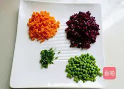Illustration of how to make colorful egg fried rice 2