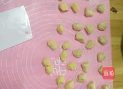 Illustration of how to make mung bean cake 4