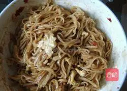 Illustration of how to make lazy egg noodles 4