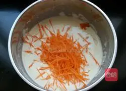 Illustration of how to make bean dregs cake 4