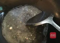 Illustration of how to make shrimp paste and lotus root cake 14