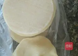 Illustration of how to make scallion pancake 2