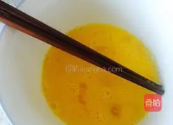 Illustration of how to make fried steamed bun slices 2