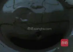 Illustration of how to make barbecue flavored steamed buns 3