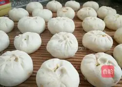 Illustration of how to make carrot stuffed buns 9
