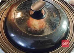 Illustration of how to make soy milk burger and beef patties 9