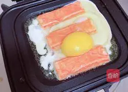 Illustration of how to make fried cheese crab sandwich (5-minute quick meal) 4