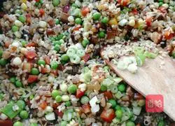 Illustration of how to make bacon, mushrooms and siu mai 3