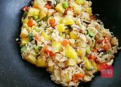 Pictures of how to make pineapple chicken fried rice 9