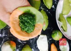 Illustration of how to make colorful dumplings 7