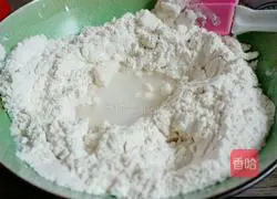 Illustration of how to make Monkey Sai Lei Tangyuan 2