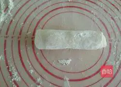 Illustration of how to make rose buns 11