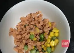 Golden Egg Fried Rice Recipe Illustration 3