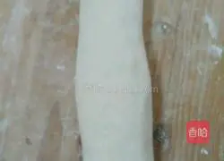 Illustration of how to roll eggs with pancakes 4