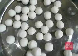 Illustration of how to make sweet wine dumplings and quail eggs 4