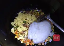 Assorted Egg Fried Rice Recipe Illustration 6