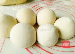 Illustration of how to make white flour steamed buns 6