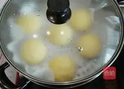 Illustration of how to make homemade low-sugar corn buns (Wootou) with bread machine 9
