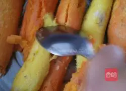 Illustration of how to make sweet potato and bean paste pie 3