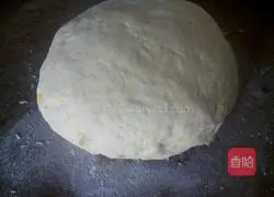 Illustration of how to make pumpkin buns 3