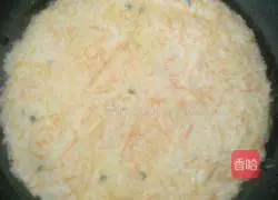 Illustration of how to make egg and potato pancakes 4