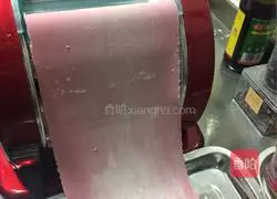 Illustration of how to make dragon fruit noodles 6