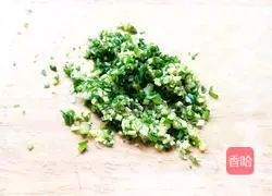 Illustration of how to make river clam egg pancake 3